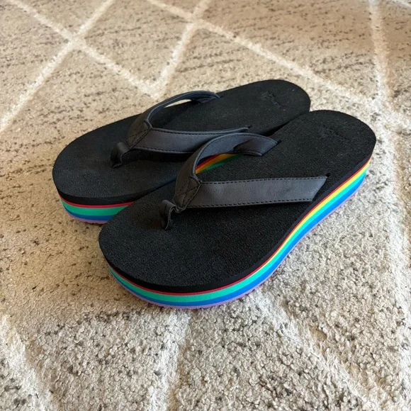 Sanuk Stacker Flatform Womens 8 Rainbow Flip Flop Black Sandals Summer Beach - Picture 1 of 6